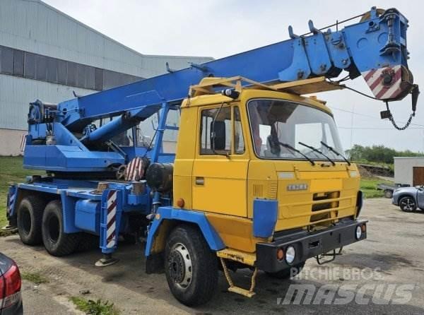 Tatra T815 +AD 20 (ČKD) Kranbilar