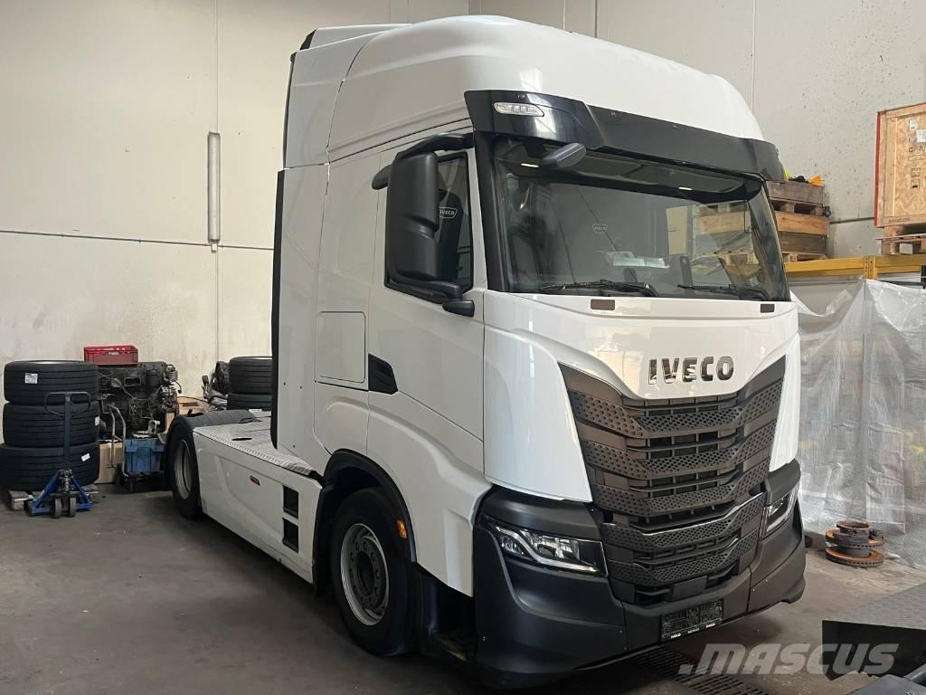 Iveco S-Way AS 440 Dragbilar