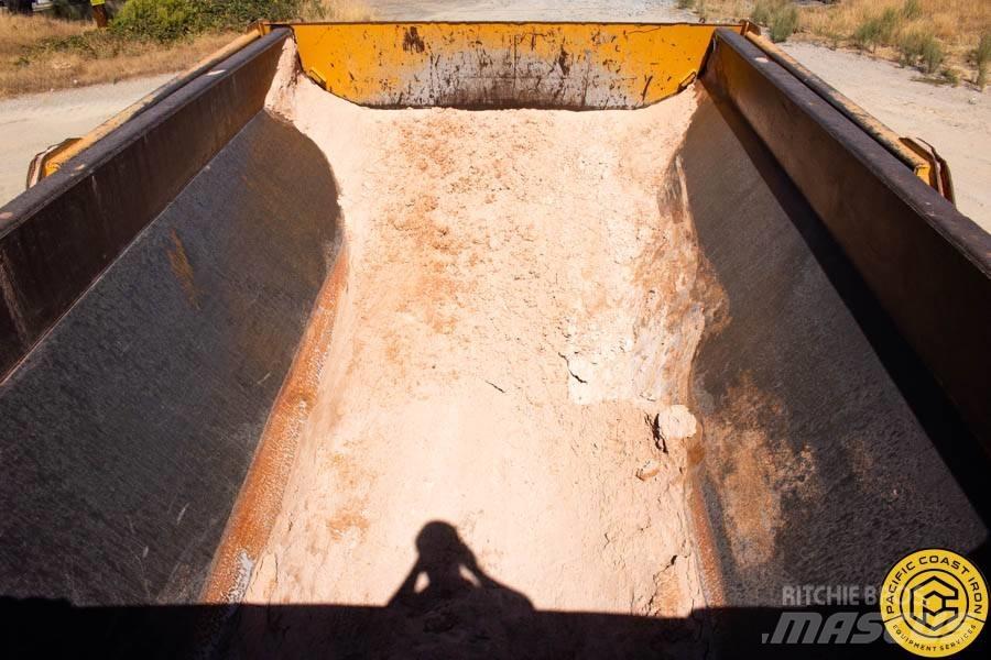 DEERE 410E Midjestyrd dumper