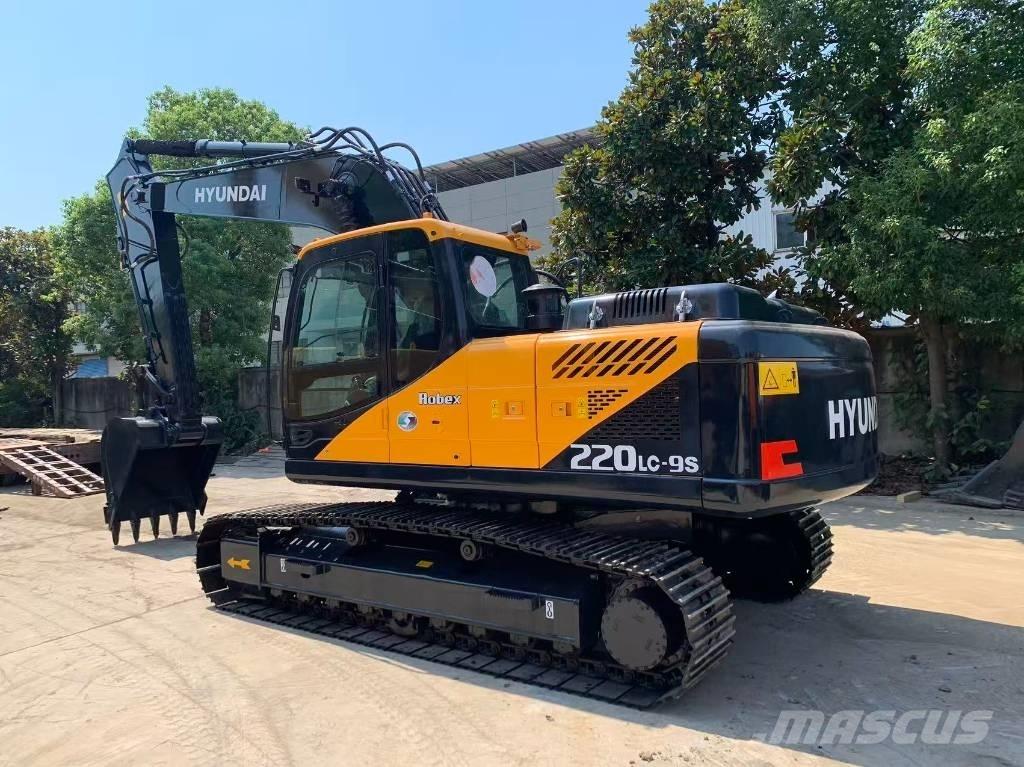 Hyundai R220LC-9S Bandgrävare