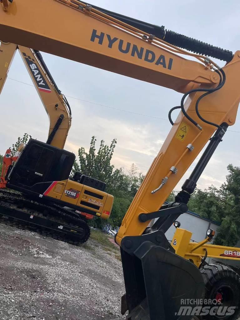Hyundai R220 Bandgrävare