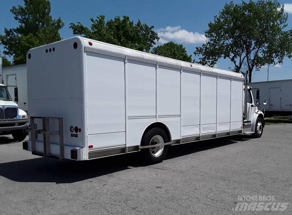 Freightliner M2 Lastbilar för dryckesleveranser