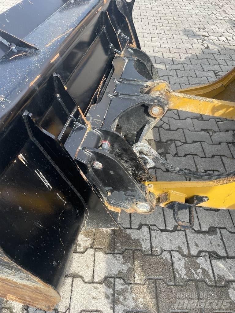 CAT 906 M Hjullastare