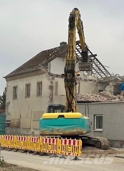 Hitachi LC 250 Rivningsgrävare