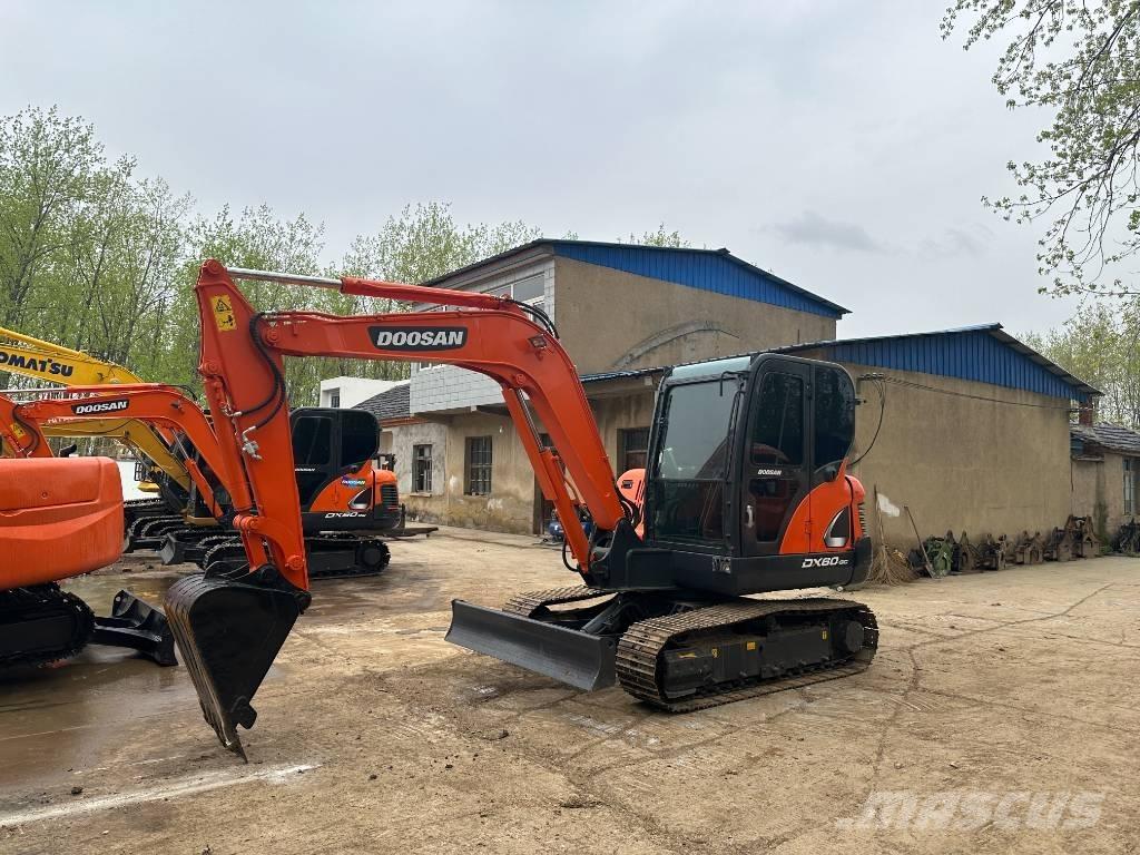 Doosan DX60 Bandgrävare