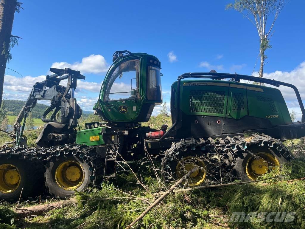 John Deere 1270 E Skördare