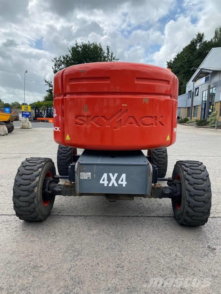 SkyJack SJ 46 AJ Bomliftar
