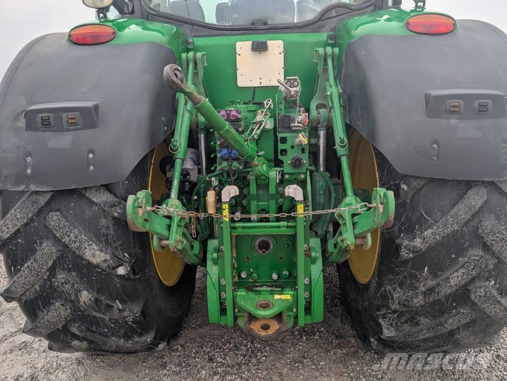 John Deere 7230 R Traktorer