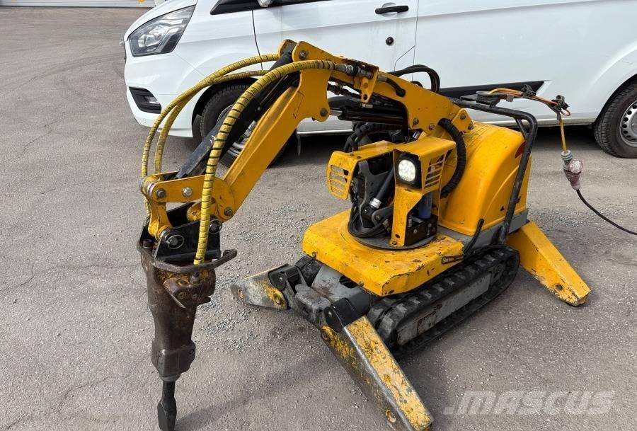 Brokk 50 Rivningsgrävare
