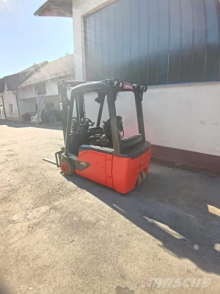 Linde E20L-02-386 Elmotviktstruckar