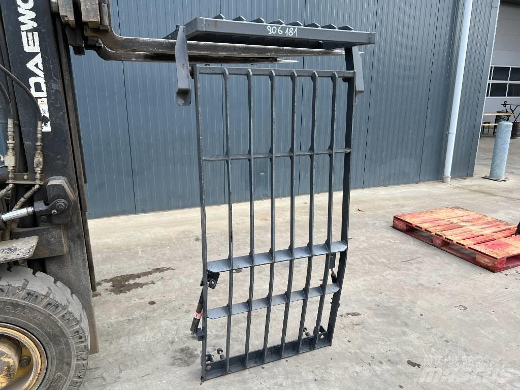 Doosan DX180 / DX225 Hytter och interiör