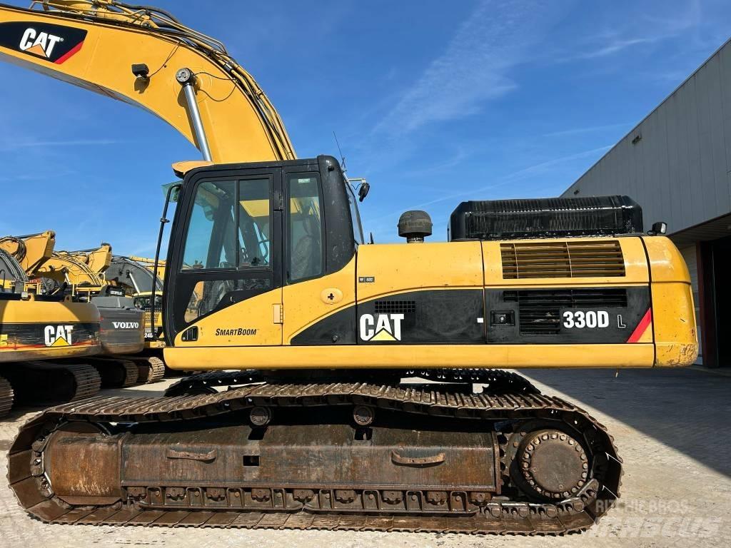 CAT 330 D L Bandgrävare