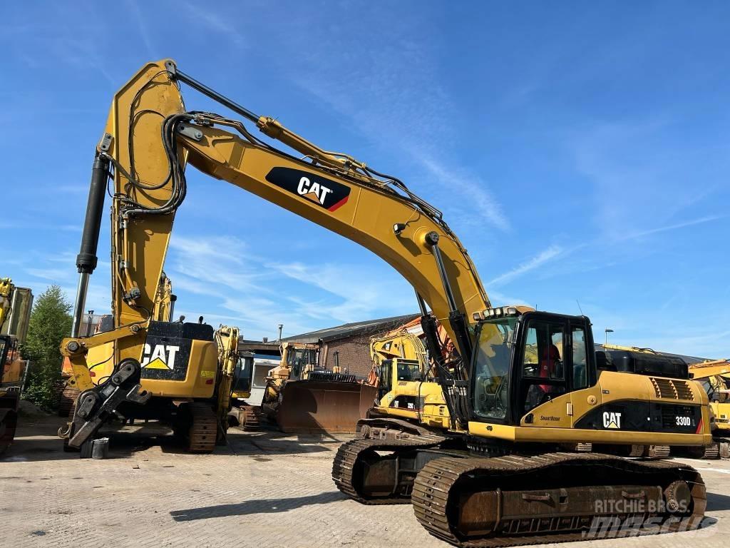CAT 330 D L Bandgrävare