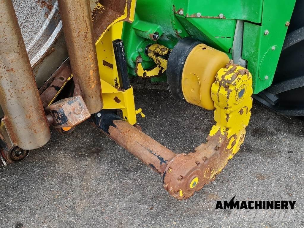 John Deere 7180 i Fälthackar