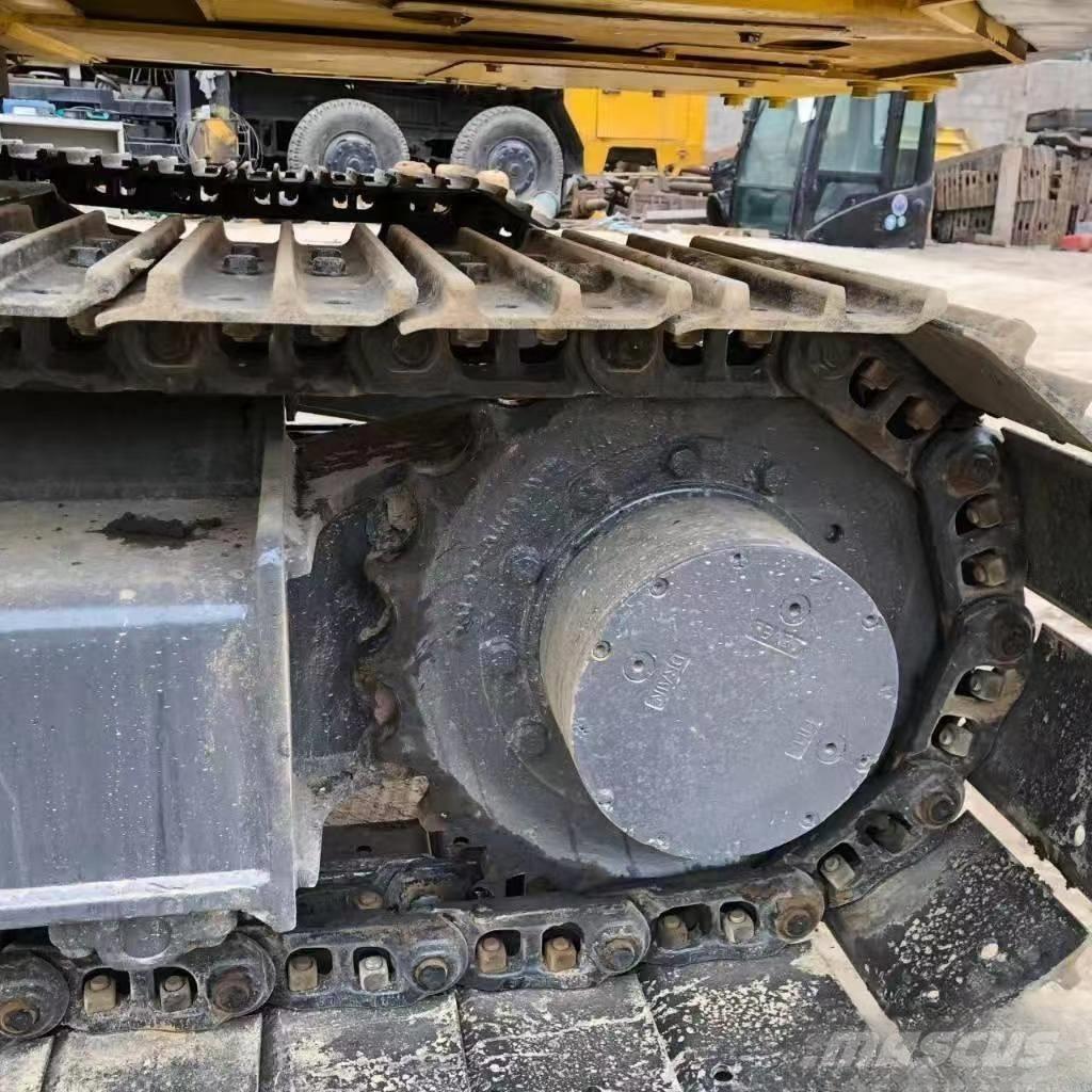 Komatsu PC 60 Bandgrävare