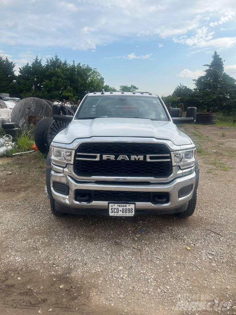 RAM 5500 Flakbilar