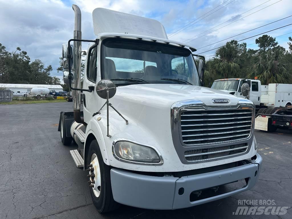 Freightliner M2 112 Dragbilar