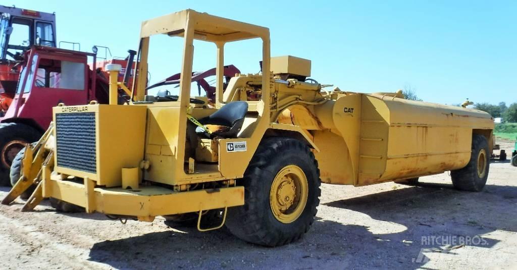 CAT 613 B Vattentankbilar