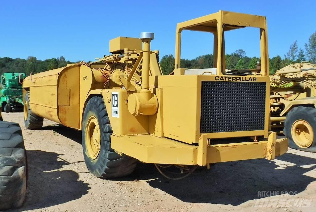 CAT 613 B Vattentankbilar