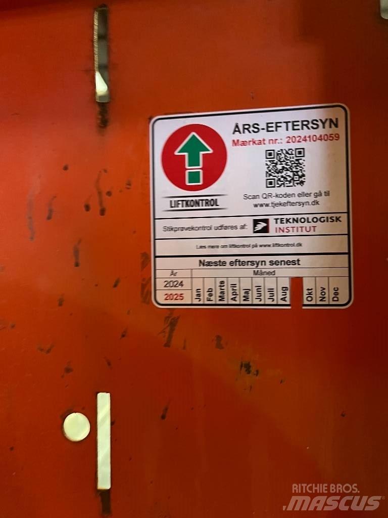 JLG 2646 ES Saxliftar
