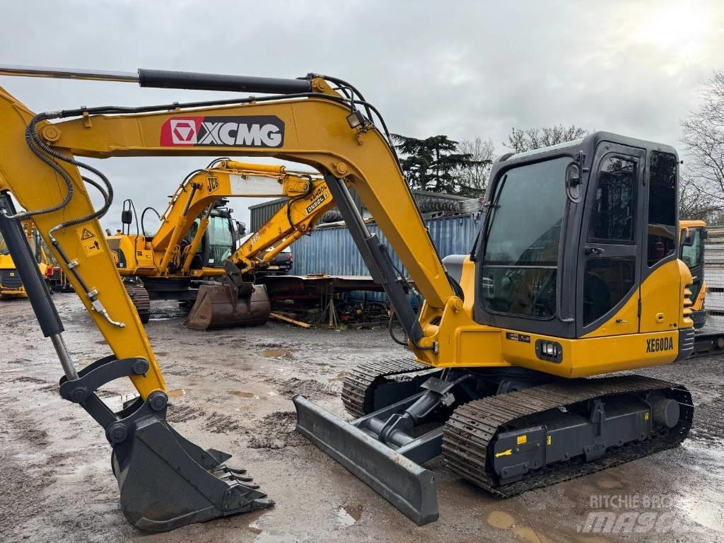 XCMG XE 60 DA Minigrävare < 7t