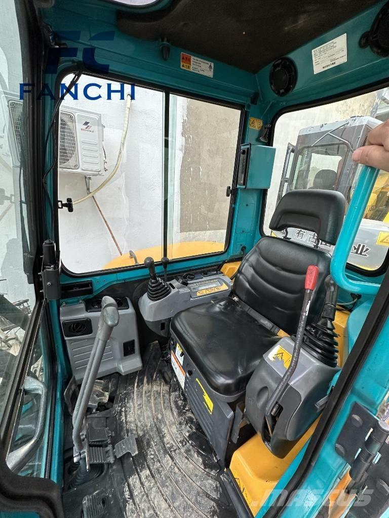 Kubota KX 155 Minigrävare < 7t