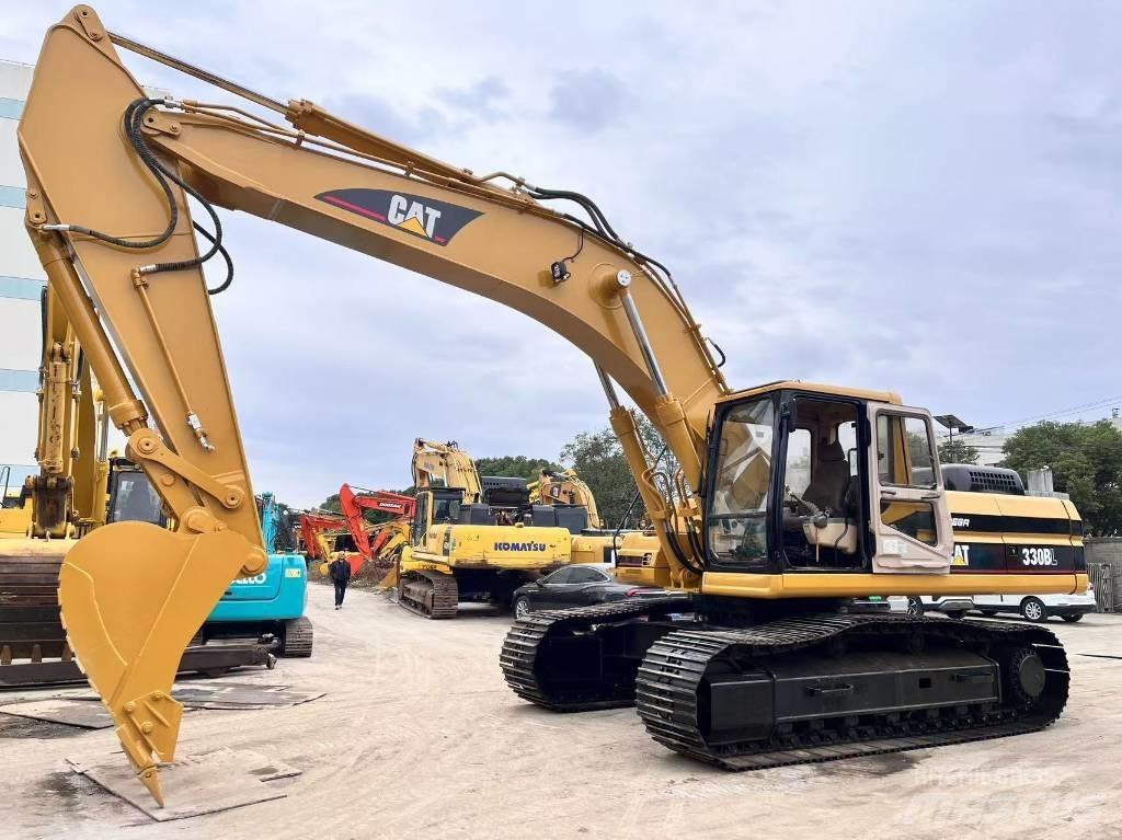 CAT 330 B Bandgrävare