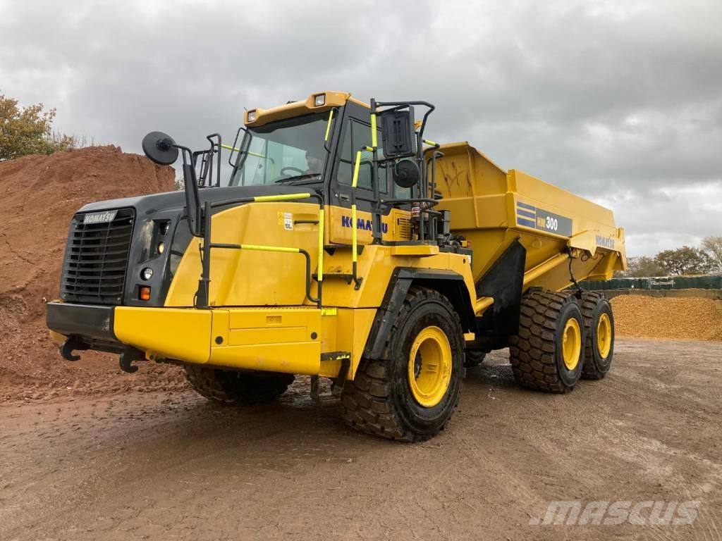 Komatsu HM300-5E0 Midjestyrd dumper