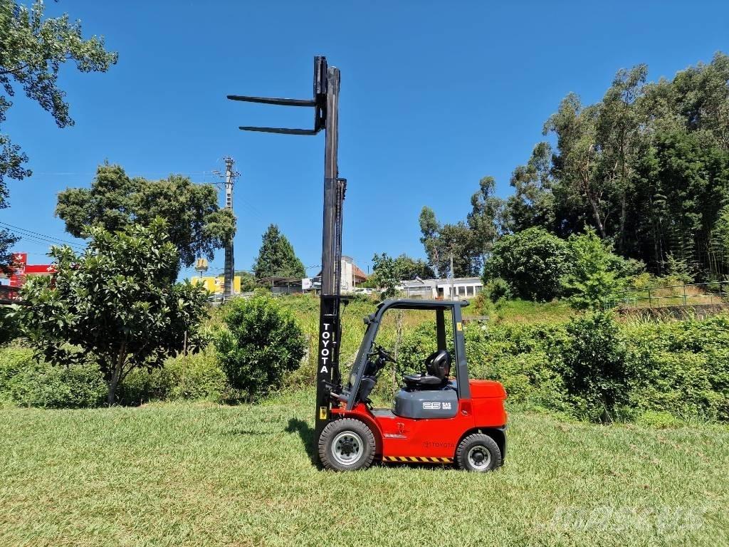 Toyota 25 Dieselmotviktstruckar