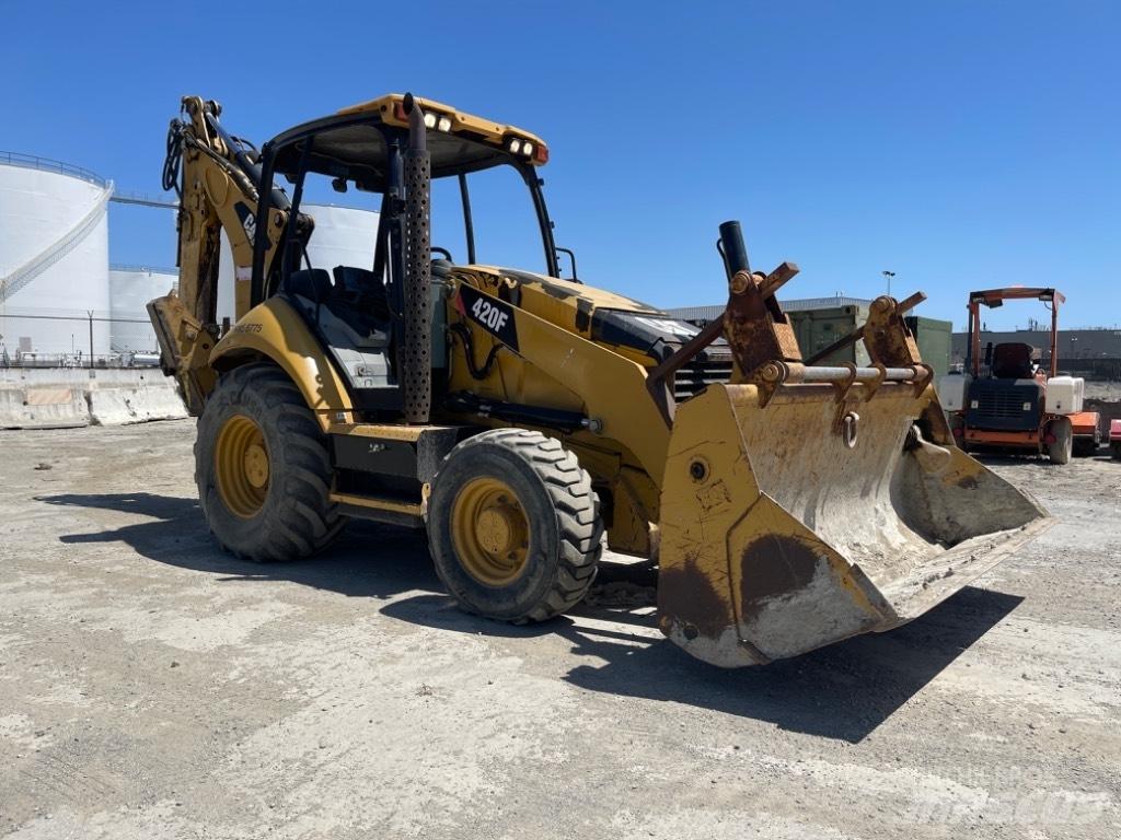 CAT 420 F Grävlastare