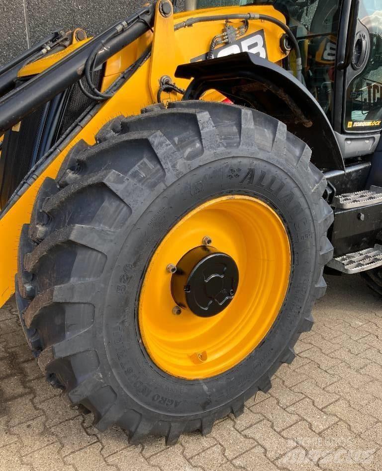 JCB 4 CX Grävlastare