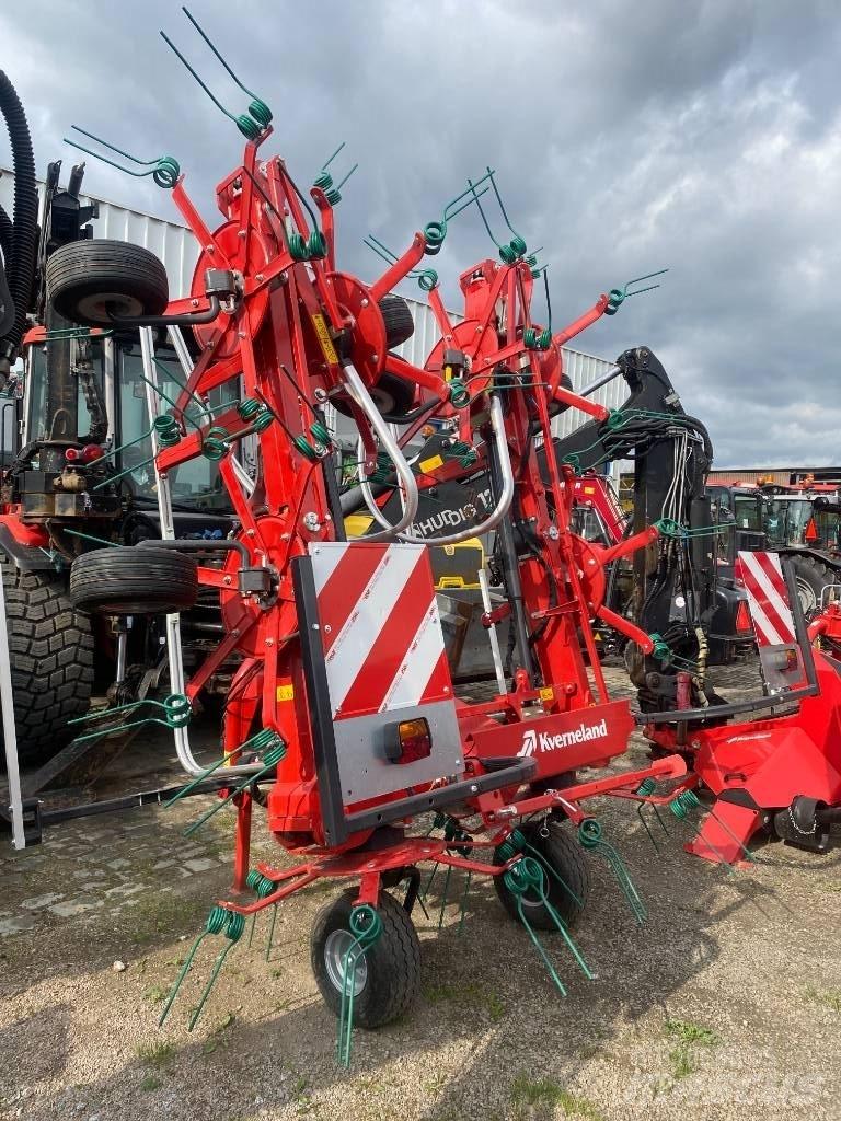 Kverneland 8590 Vändare och luftare