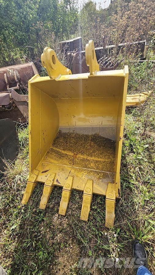 Komatsu PC200 Skopor