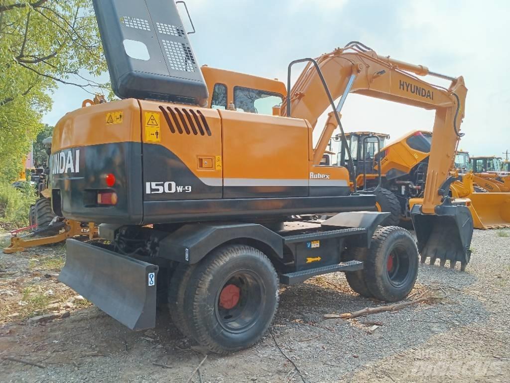Hyundai 150W-9 Bandgrävare
