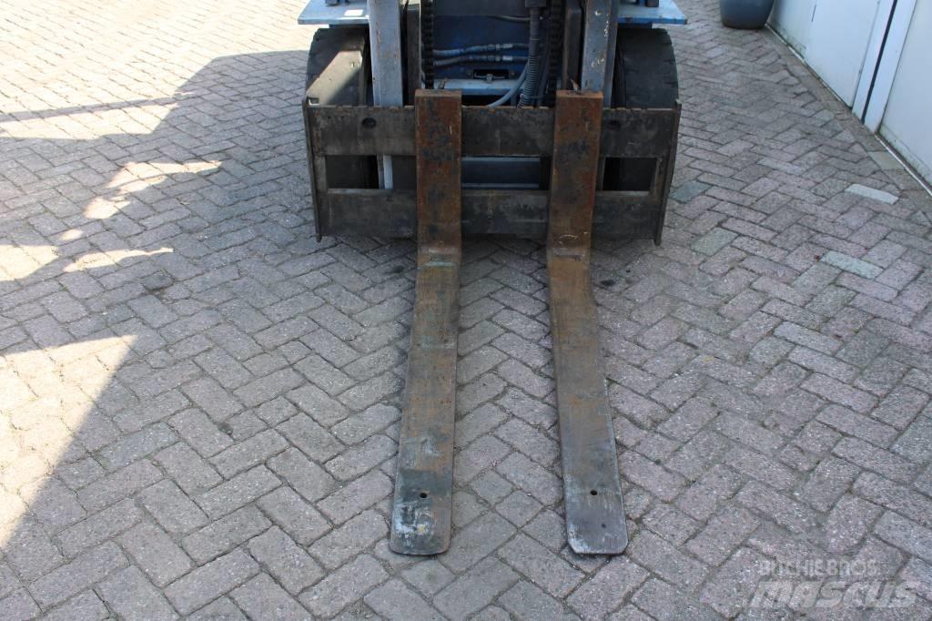 Daewoo D 40 S Dieselmotviktstruckar