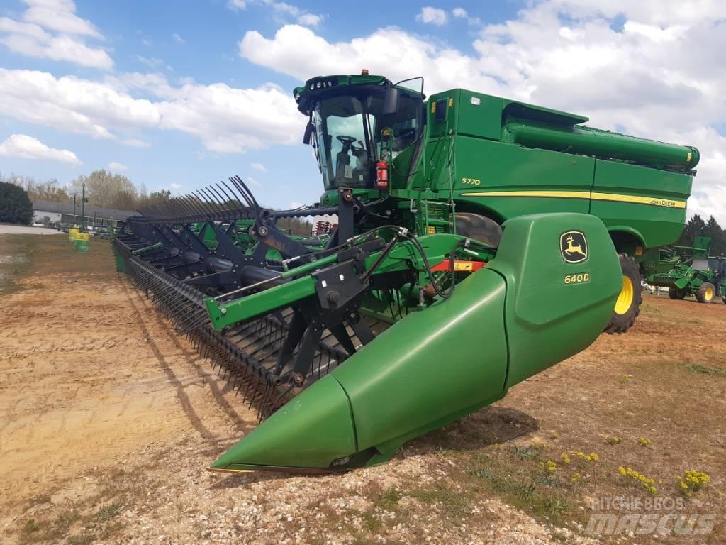 John Deere 640 D Skärbord