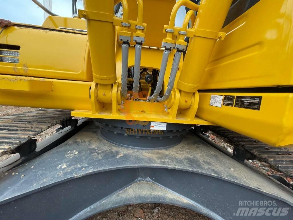 Komatsu PC 220 Bandgrävare