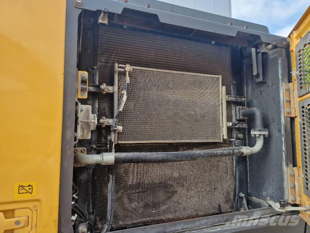 Volvo EC 250EL Bandgrävare