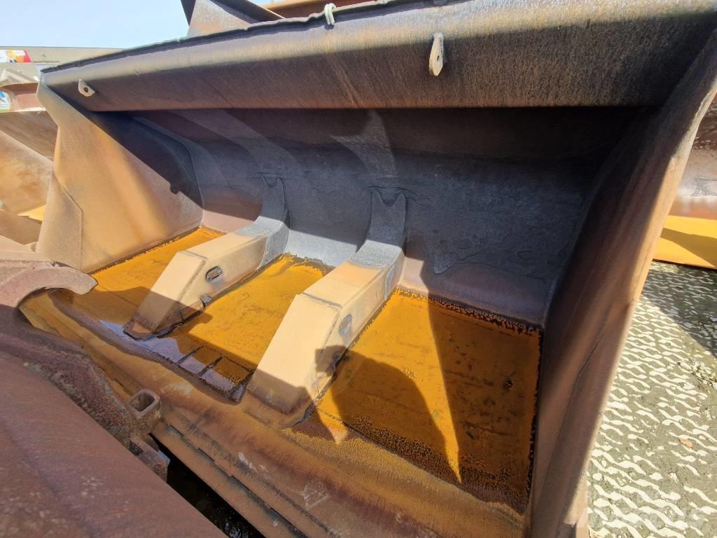 Volvo L 180 Skopor
