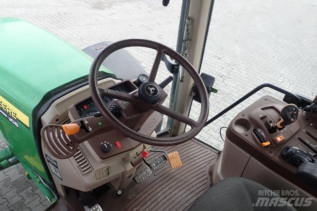 John Deere 6820 Traktorer