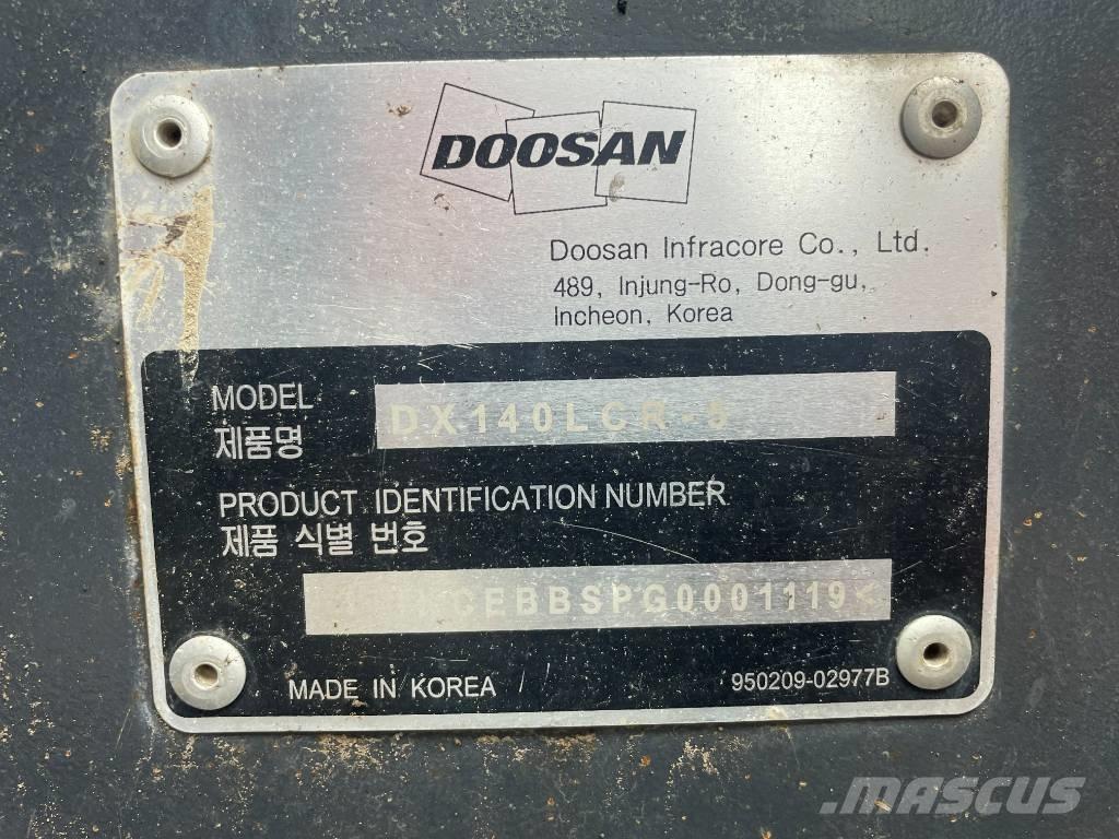Doosan DX 140 LCR Bandgrävare