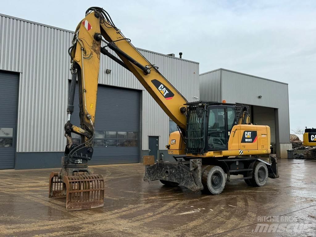 CAT MH3022 Specialgrävmaskiner