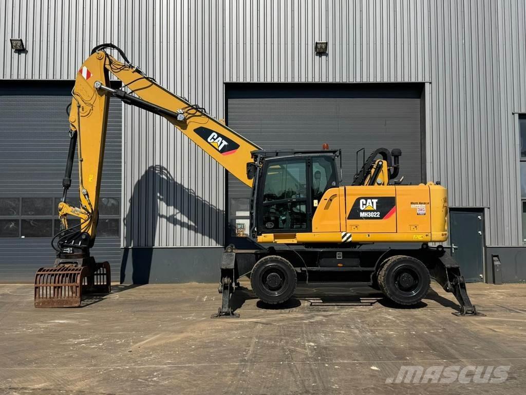 CAT MH3022 Avfalls / industri hantering