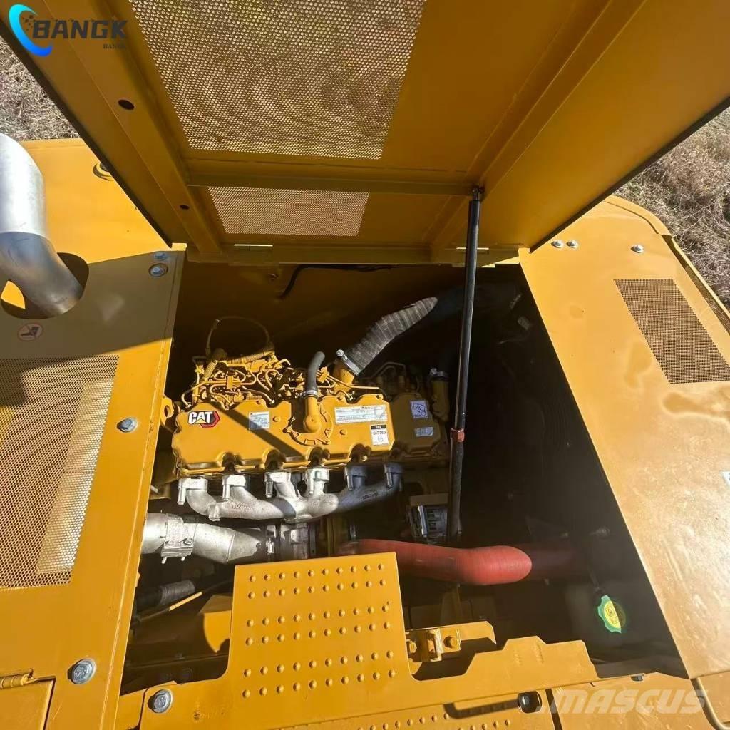 CAT 323 Bandgrävare