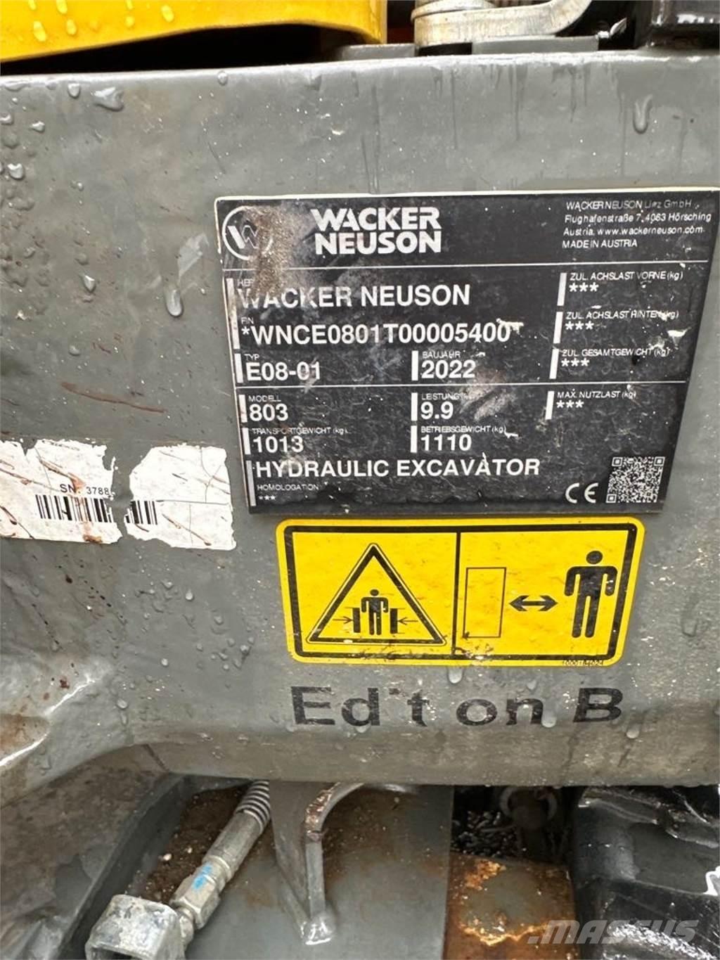 Wacker Neuson 803 Bandgrävare