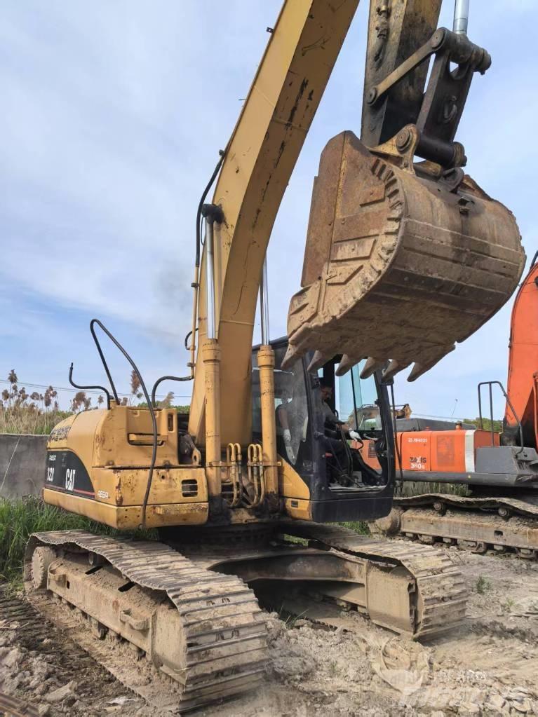 CAT 320 C Bandgrävare