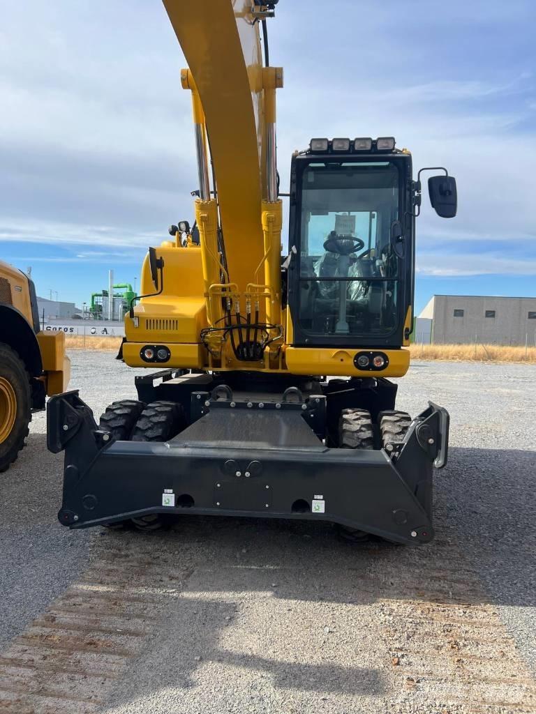 Komatsu PW 180 Hjulgrävare