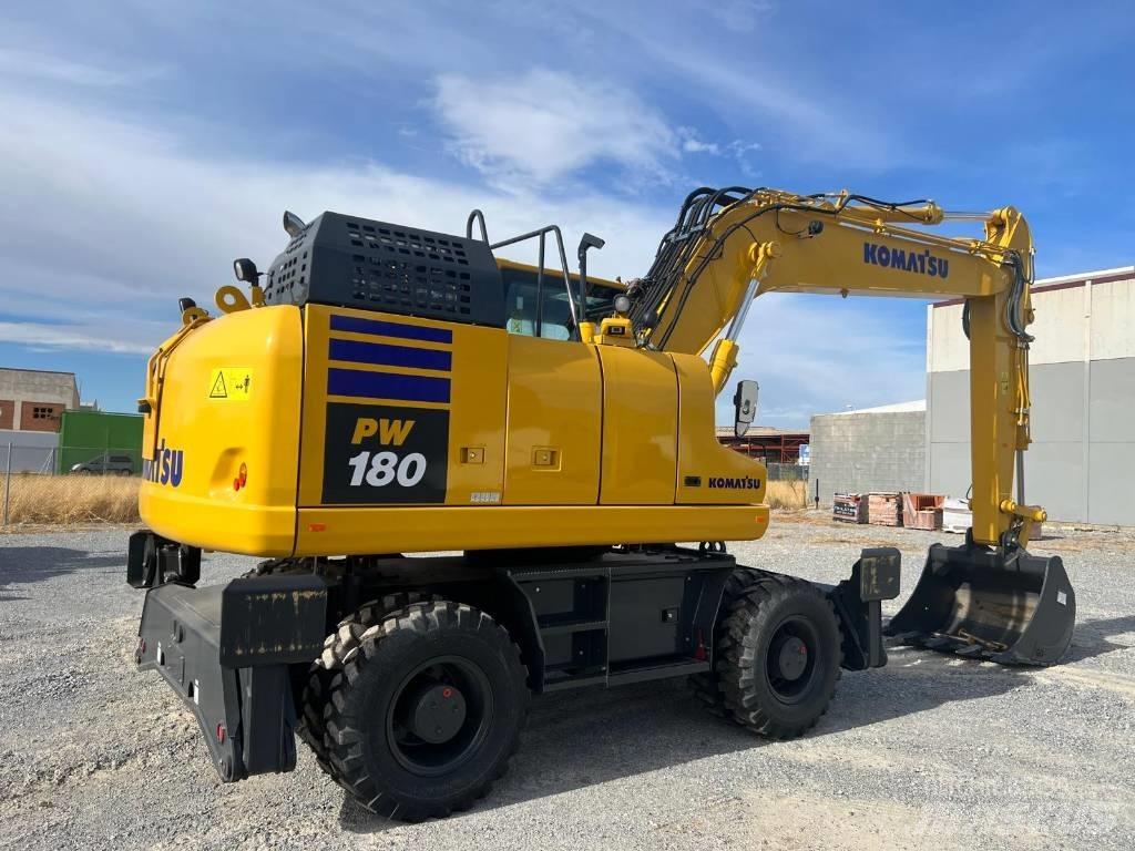 Komatsu PW 180 Hjulgrävare