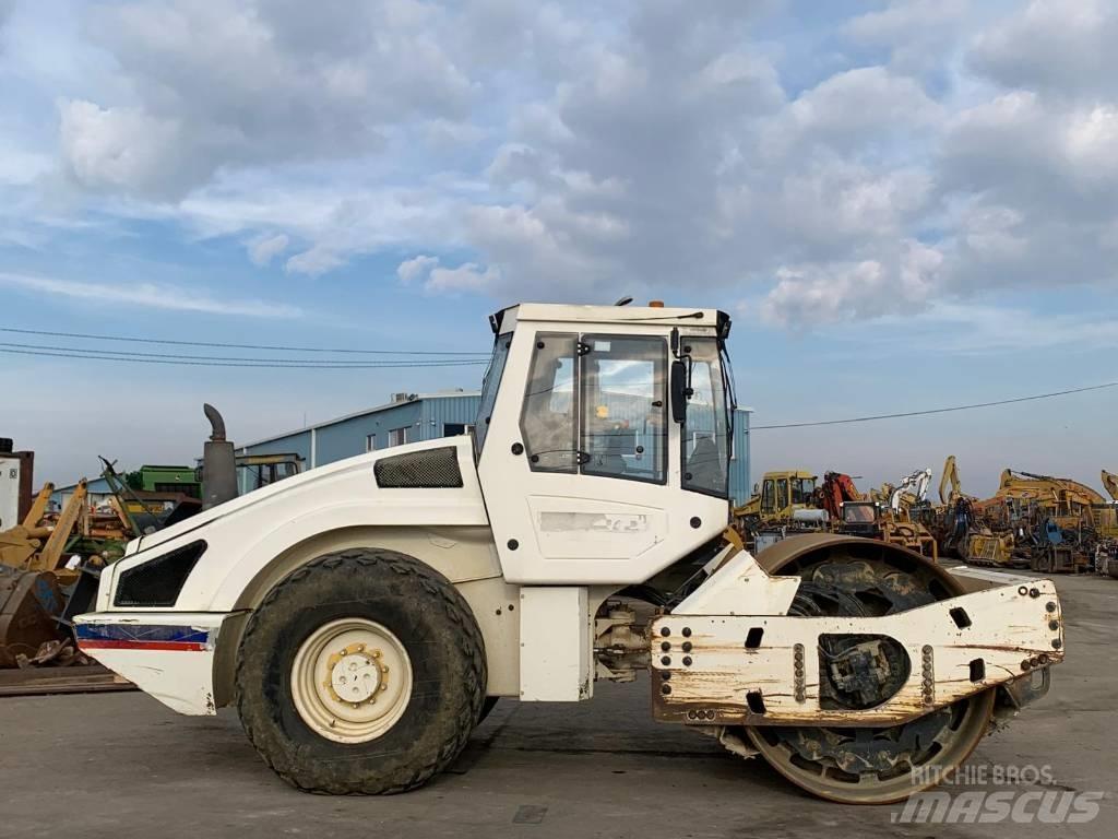 Bomag BW 213 D H-4 Envalsvältar