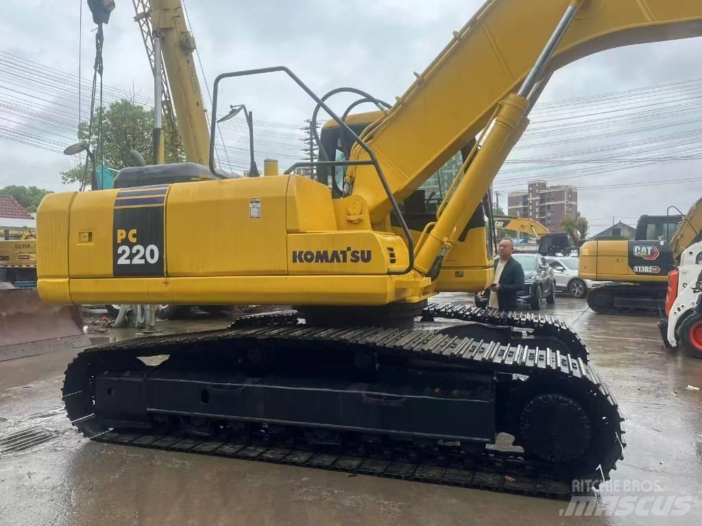 Komatsu PC 220-7 Bandgrävare